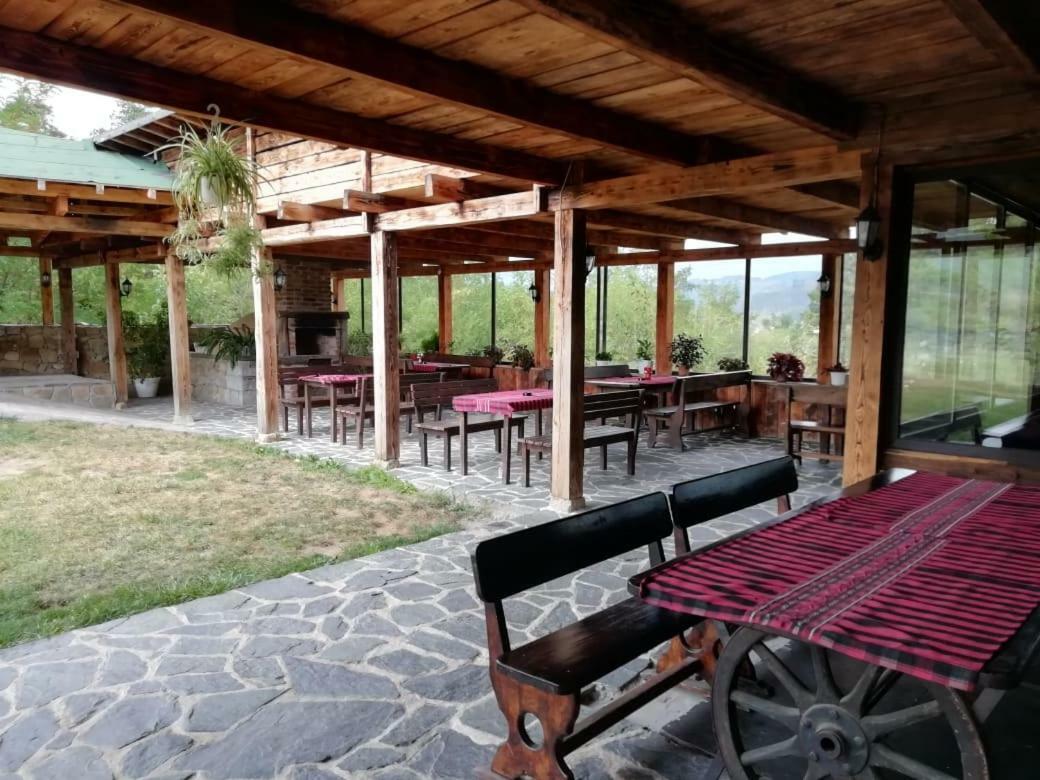 Family Hotel Kalifer Kalofer Exterior photo